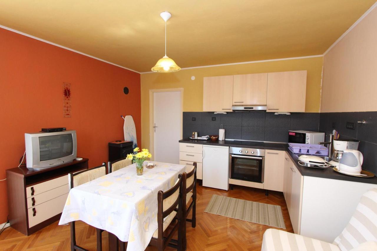 Apartment Rokov *